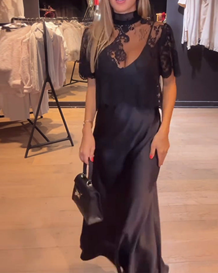 Ensemble Blouse En Dentelle Et Résille Avec Robe Nuisette Drapée